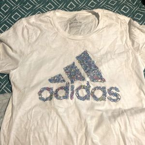 Adidas,color is blue,white,yellow,pink